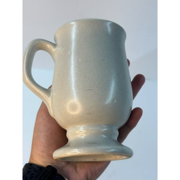 VTG Pfaltzgraff USA YORKETOWN Gray Blue Pedestal Footed Mugs W/ Handle Set of 2 - Picture 5 of 8